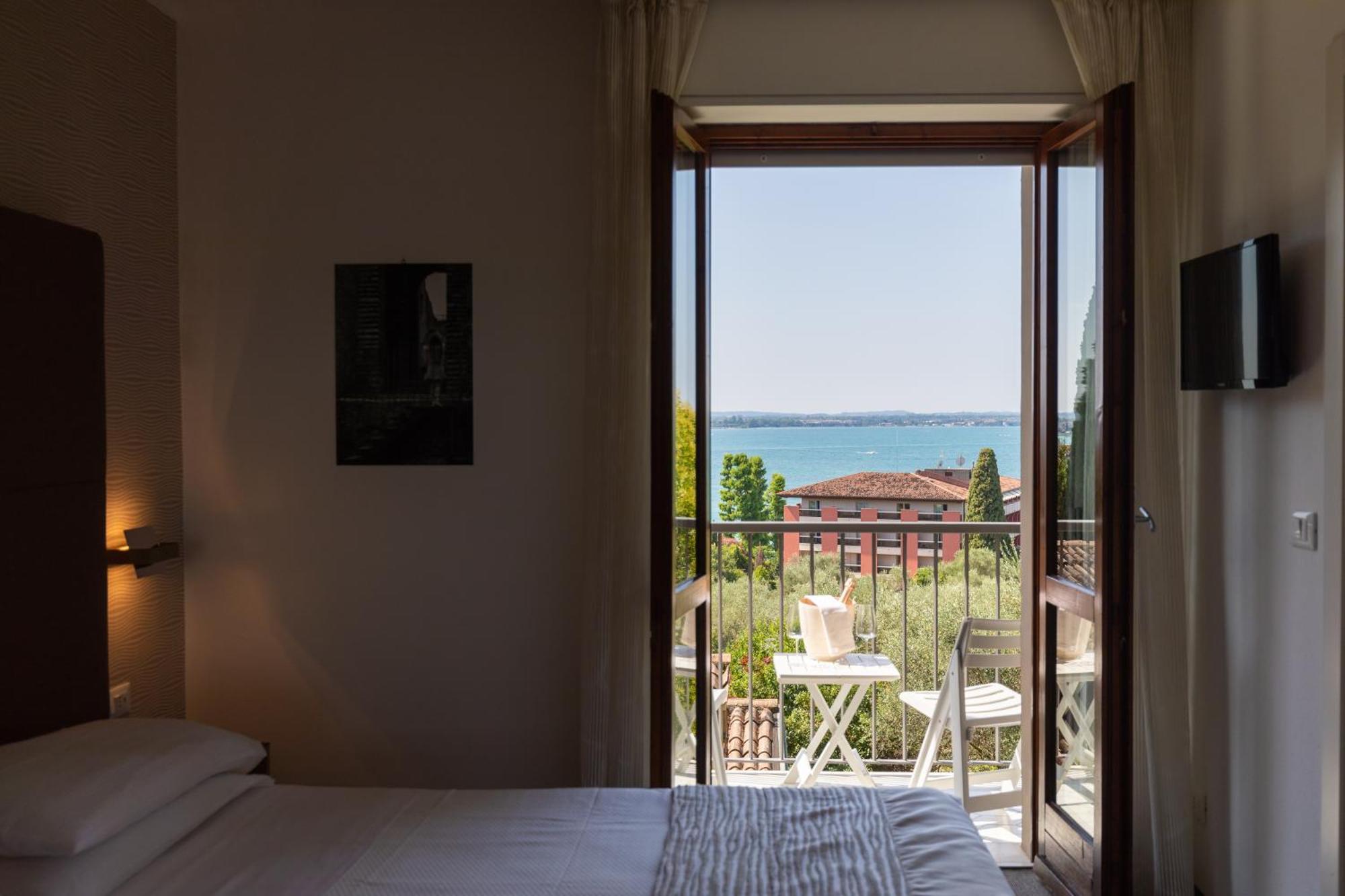 Maria 3* Sirmione